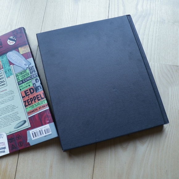 Led Zeppelin Hardcover Book - Picture 12 of 13